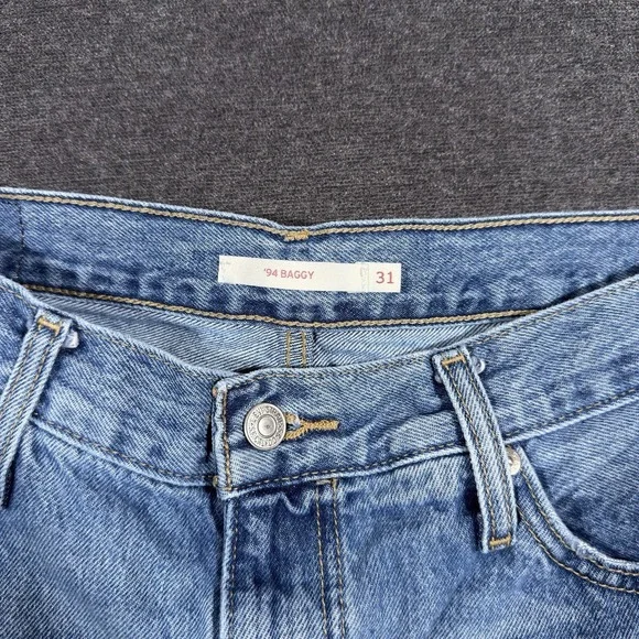 Levi's Women's Mid-Rise 94 Baggy Wide Leg Jeans Size 34 Distressed Medium Wash - Picture 2 of 9